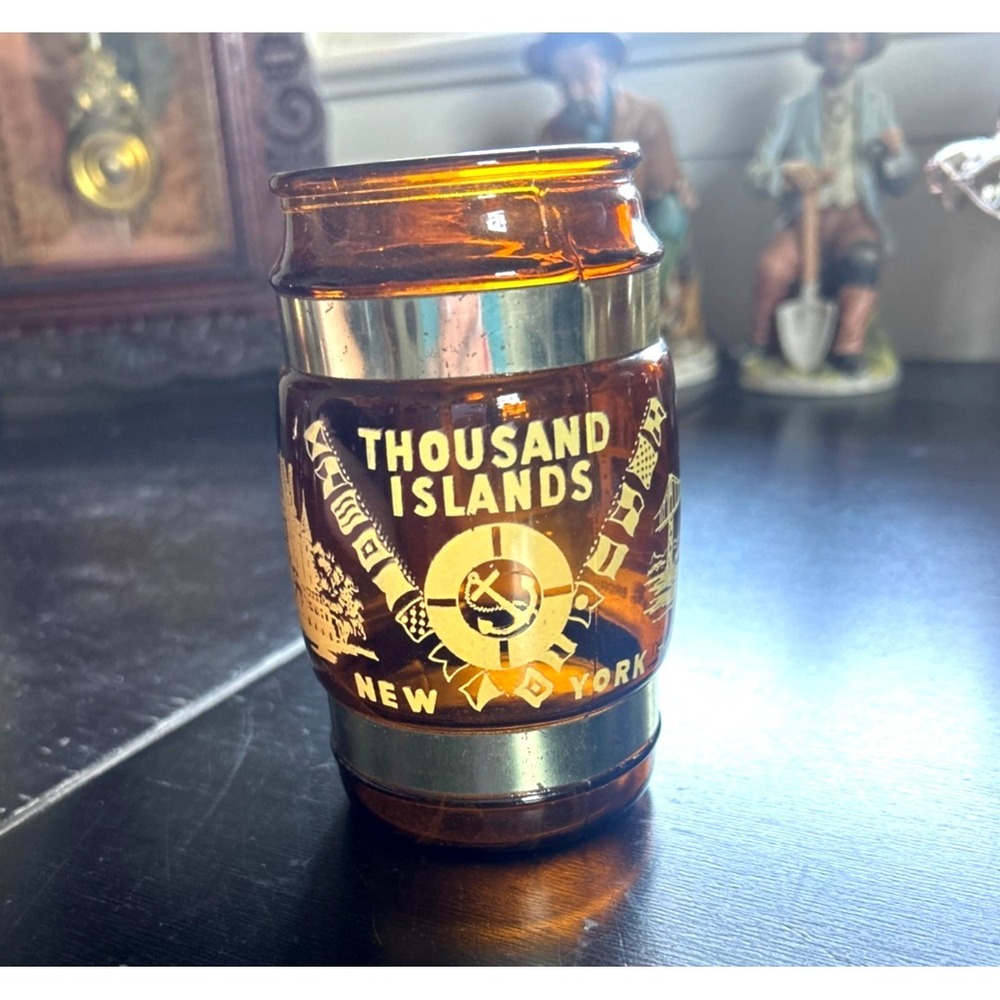 Siesta Ware Amber Glass Mug Wooden Handle Thousand Island NY Barrel